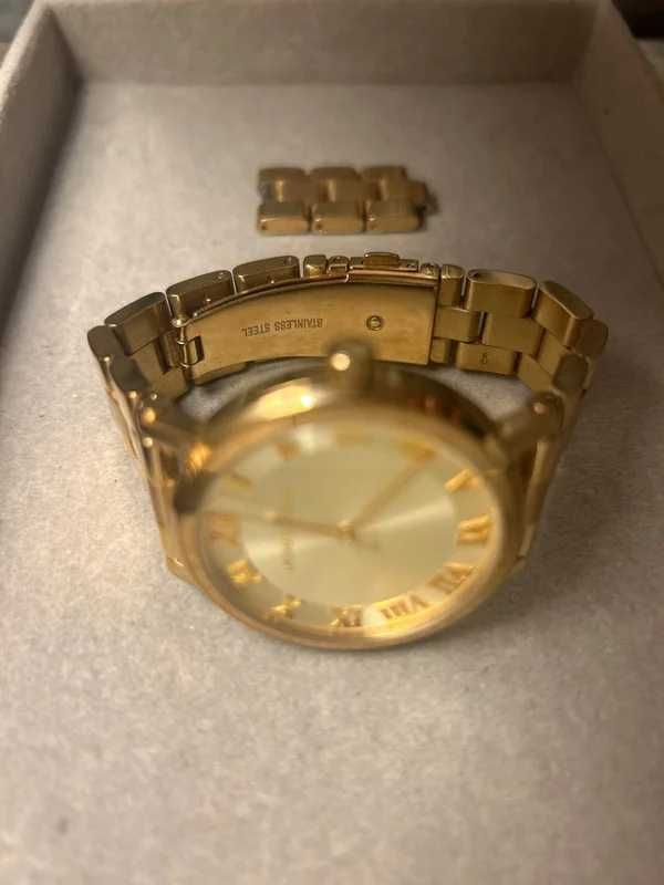 Relógio dourado - Michael Kors