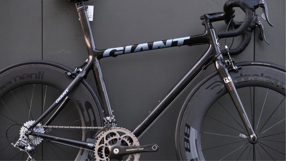 Велосипед Giant TCR Carbon dedda elementi