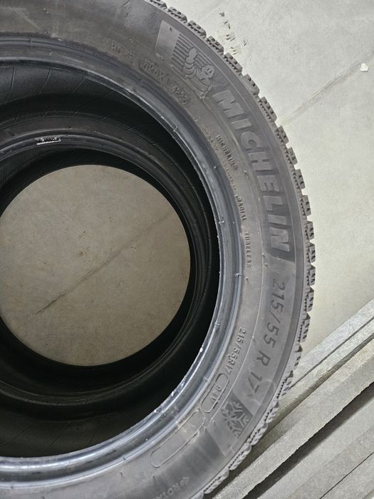 2 Pneus Michelin 215 55 R17