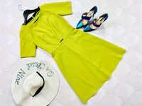 Sukienka MONNARI zielona limonkowa zielony groszek rozkloszowana delik