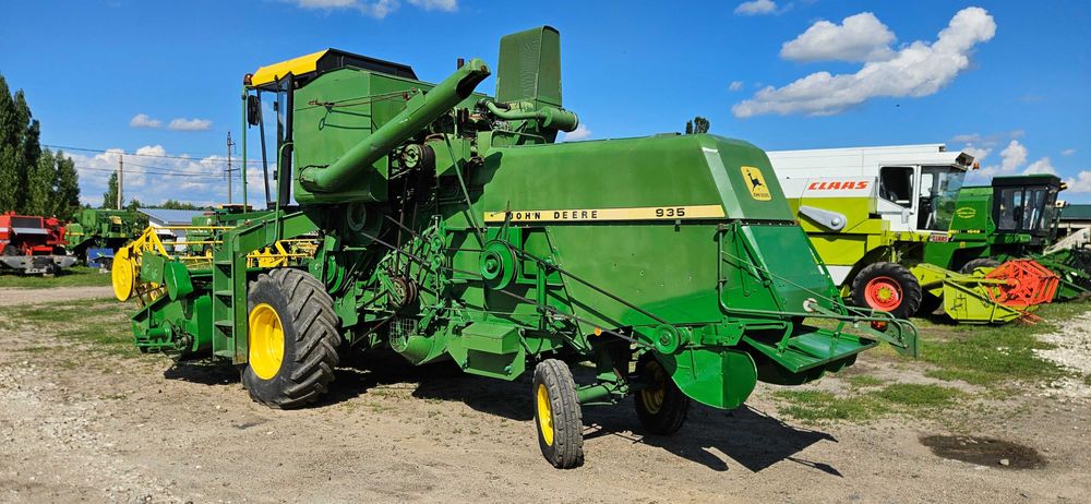 Зернозбиральний  комбайн John Deere 935 3м міні комбайн