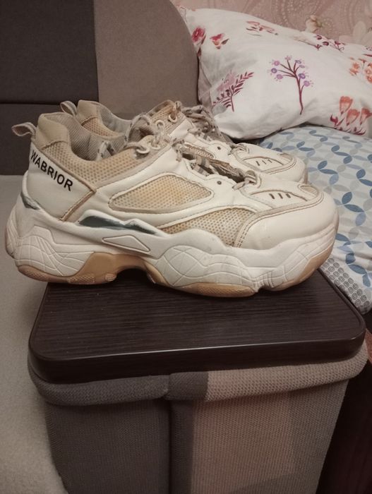 Продам кросовки для дівчинки