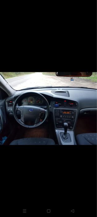 Volvo v70 II 2.4 D5