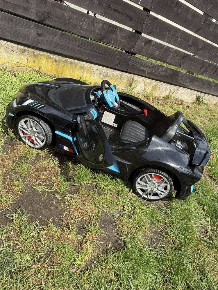 Auto na akumulator