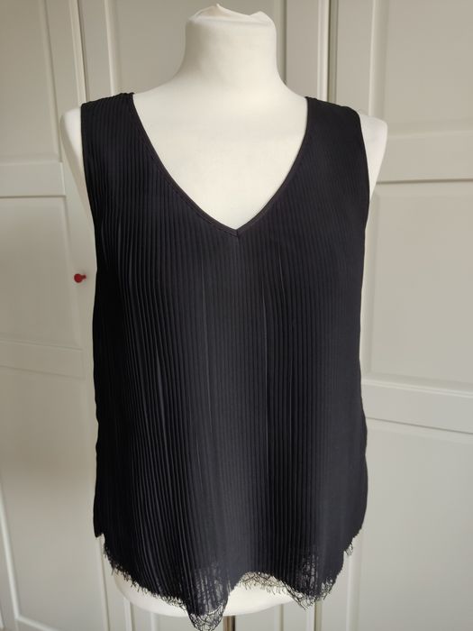 Massimo Dutti bluzka damska plisowana czarna z koronką bez rękawów 36
