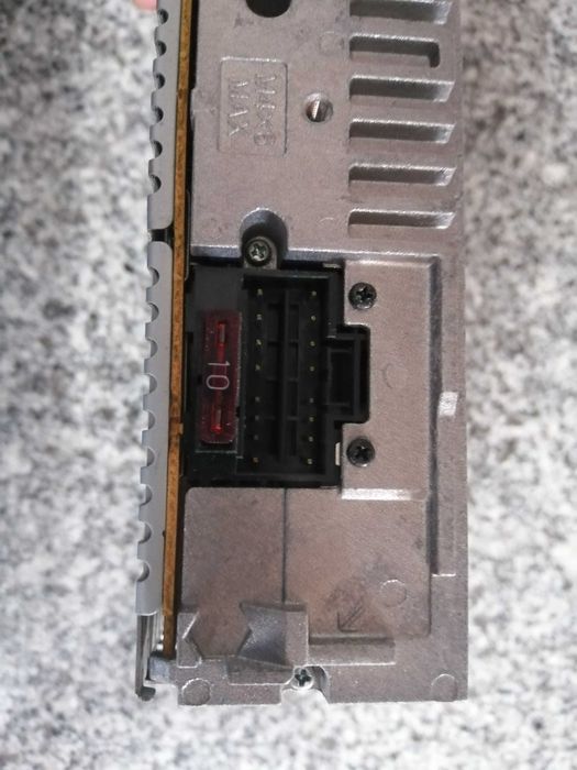 Auto rádio Sony CDX-GT23