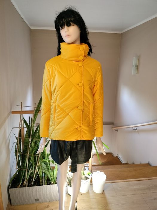 Pikowana kurtka damska - idealna na chłodne dni