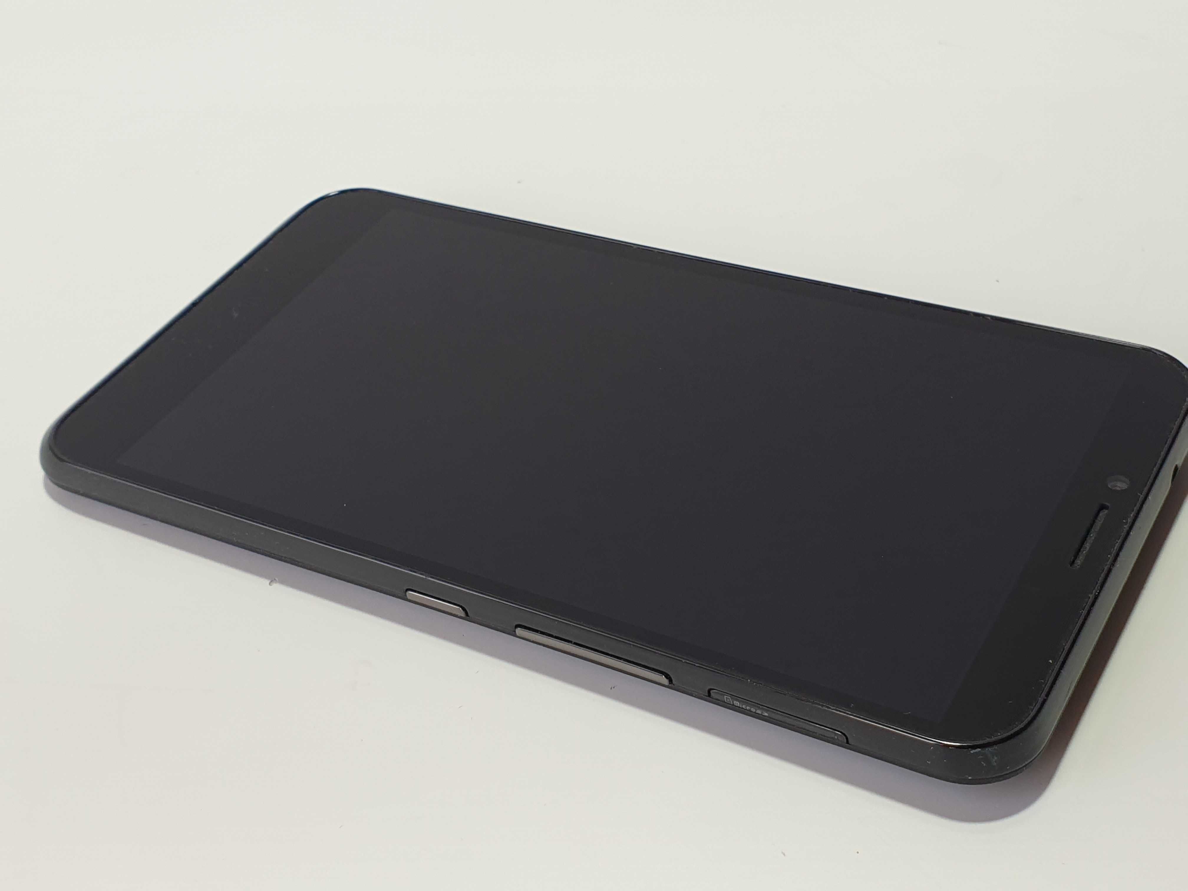 смартфон Vodafone Smart 4 max