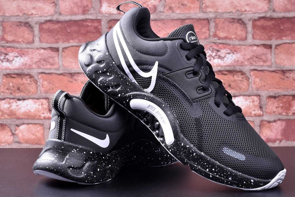 Buty Męskie NIKE RENEW RETALIATON 3 Czarne -001 r.42 wys.24h