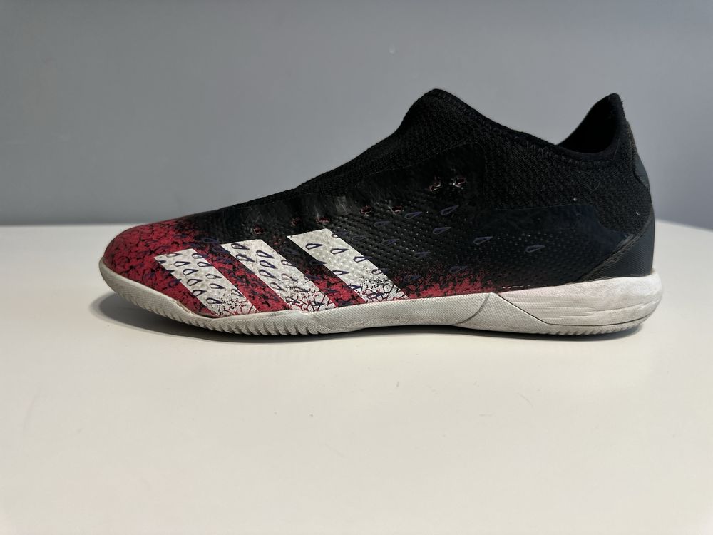 Футзалки аdidas predator freak