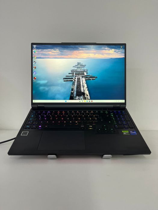 CAPTIVA i9/16GbDDR5/RTX4060/240Hz