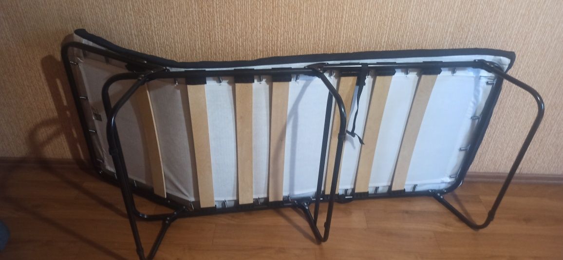 Продам роскладушку нова