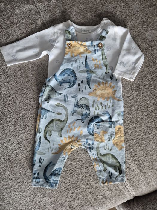 Paka ubranek kurtki, spodnie, body dla niemowlaka od 3-9 m