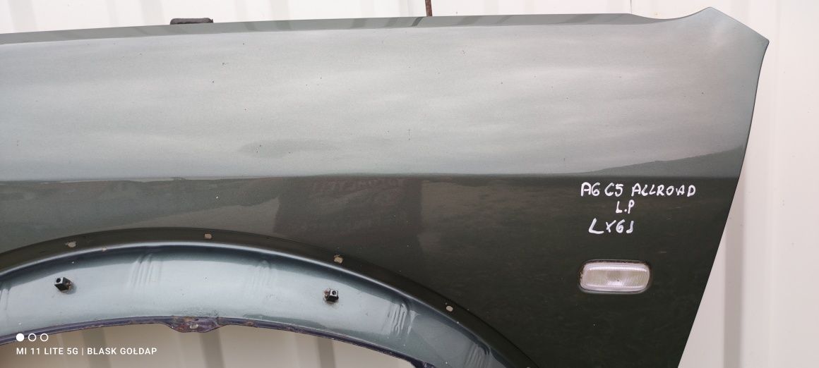 Błotnik Lewy Przód LY6J z Audi A6 C5 Allroad Czesci Blask Goldap