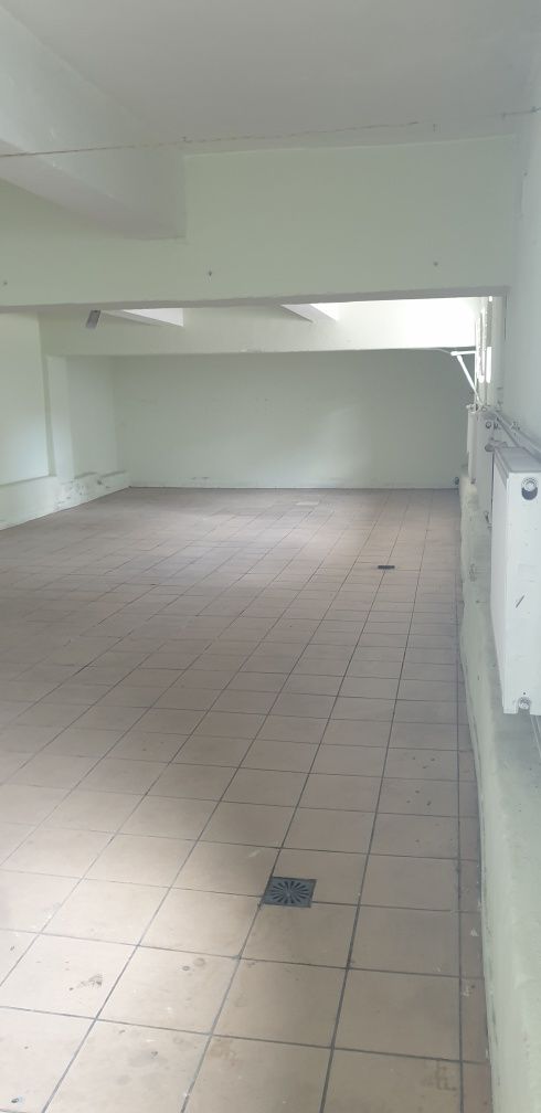 Lokal 140m2 przyziemie