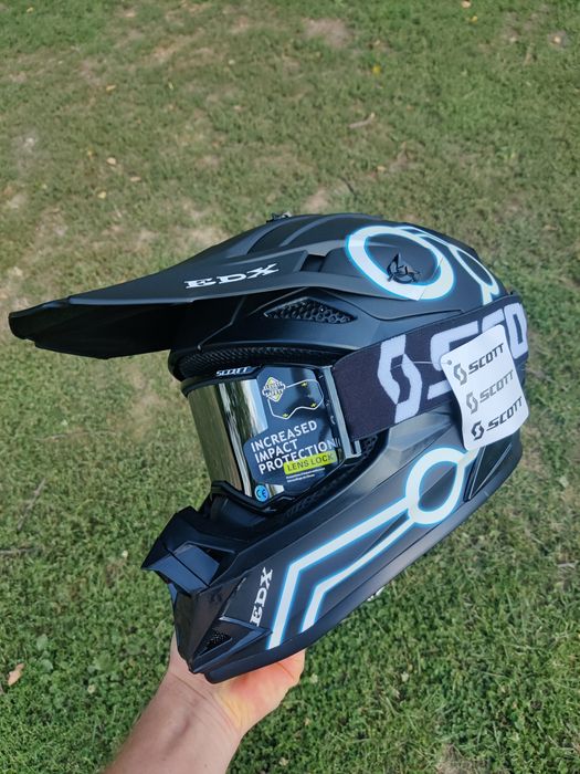 Шолом кросовий ендуро XS. Стандартні Окуляри або балаклава в подарунок