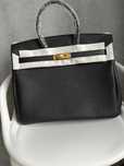 HERMES Жіноча шкіряна сумка Hermes Birkin 35см чорного кольору