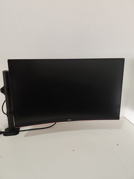 Monitor AOC 240hz 27"