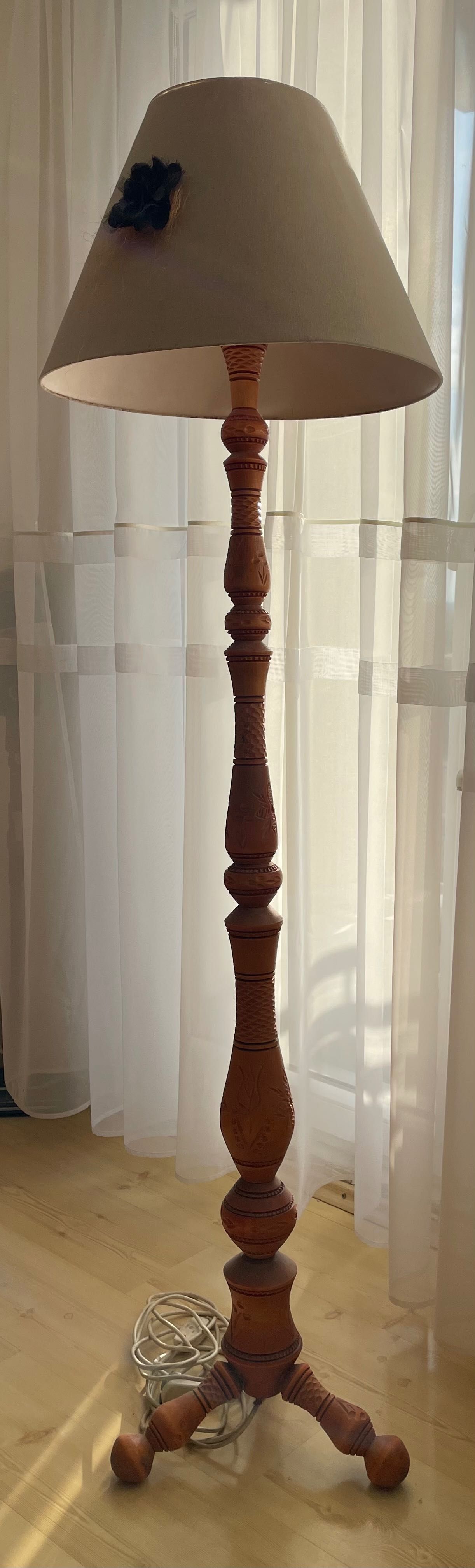 Lampa stojąca drewniana PRL 160cm