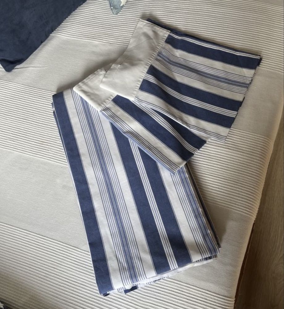 Conjunto cama casal azul e branco