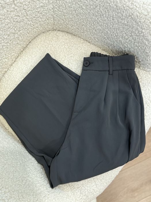 Класичні штани жіночі брюки