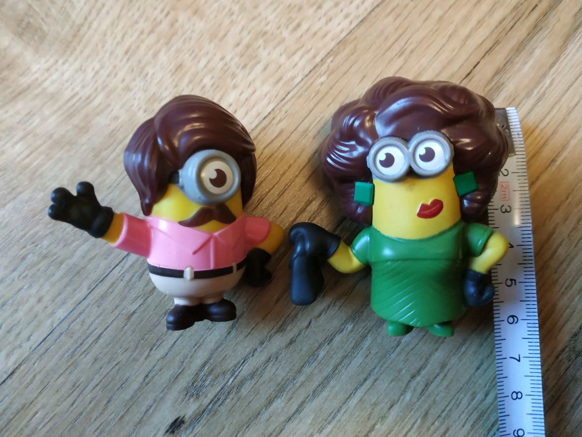 Minionki figurki 2 szt jak nowe