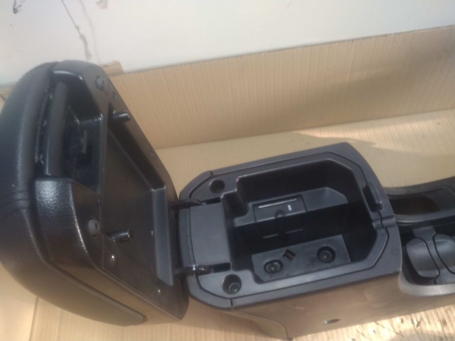 , Cruze podłokietnik uchwyt na kubek AUX