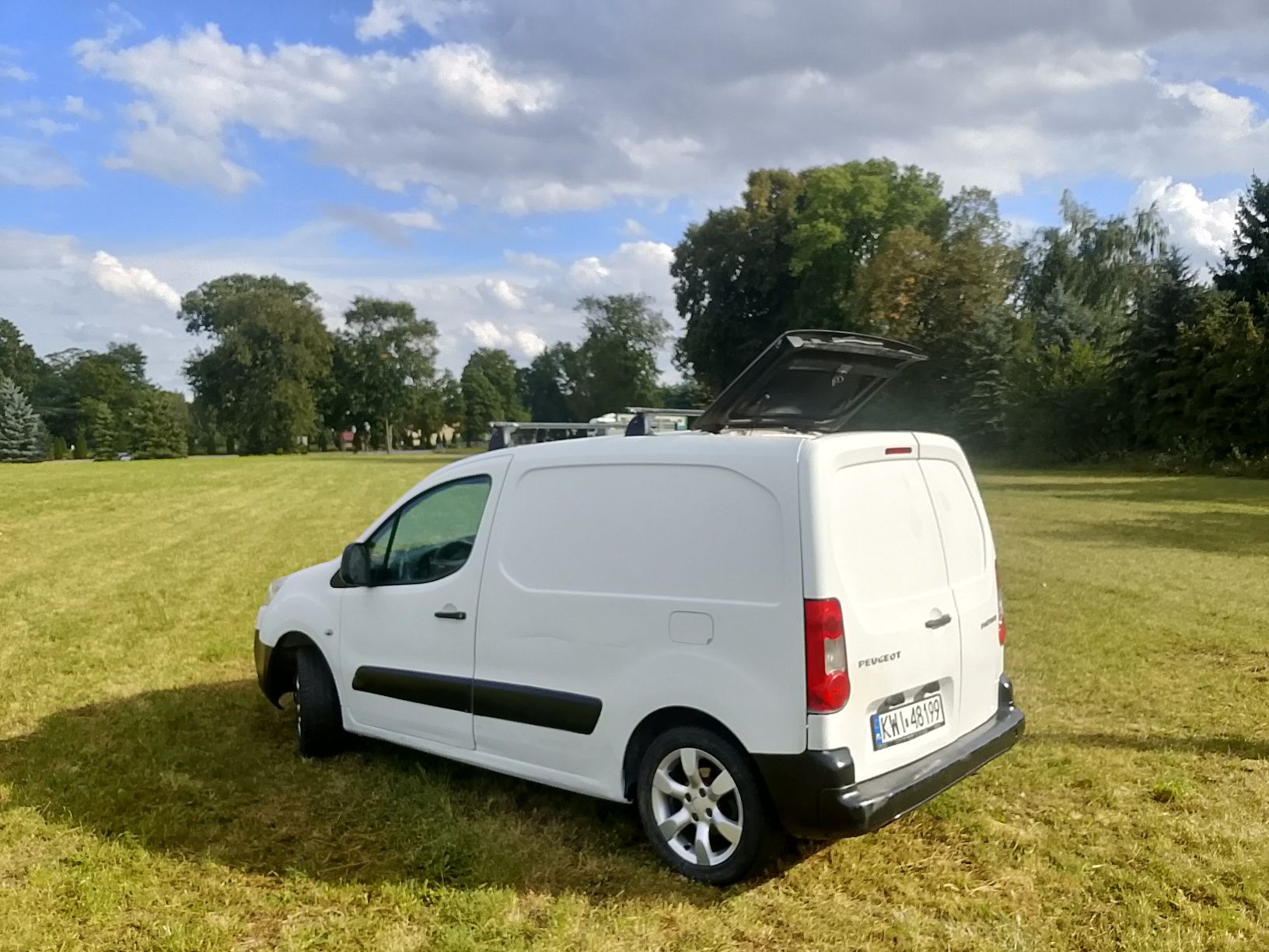 Sprzedam peugeot partner lll 2010 rok 1.6 HDi