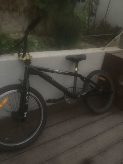 Bmx da decatlon semi usada