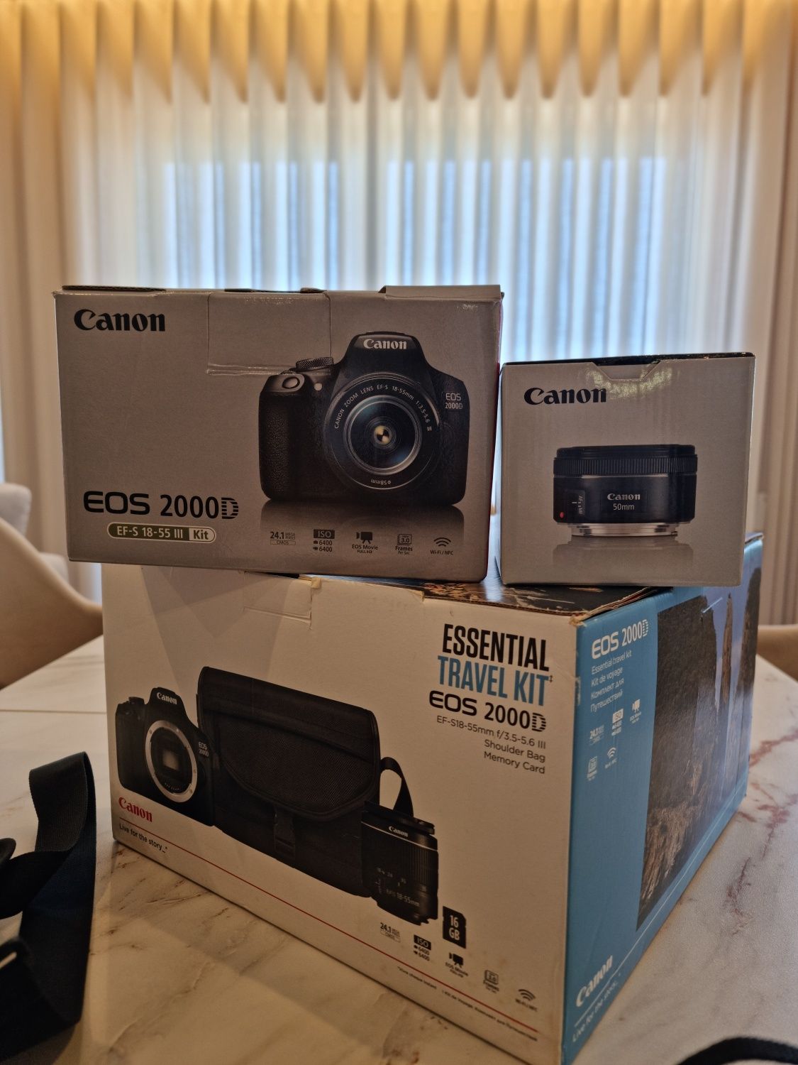 Canon eos 2000d sem marcas de uso!