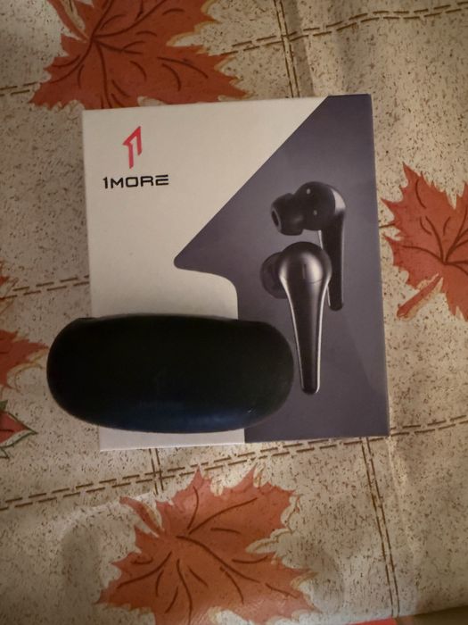 Продаю наушники 1MORE в отличном состоянии