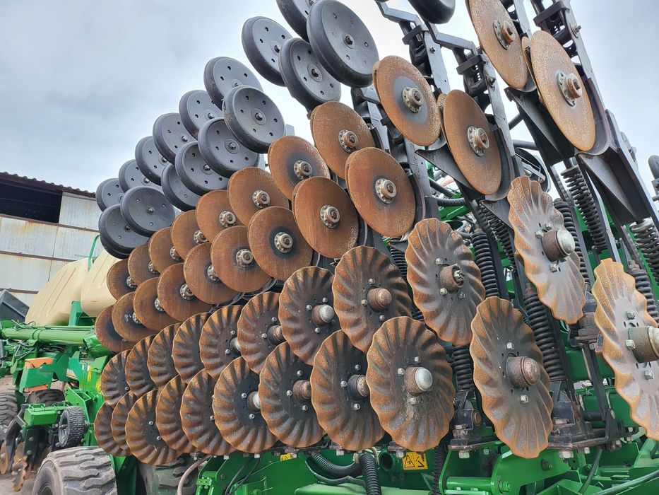 Посівний комплекс Great Plains Spartan NTA 907, зерновий, NTA 3510,