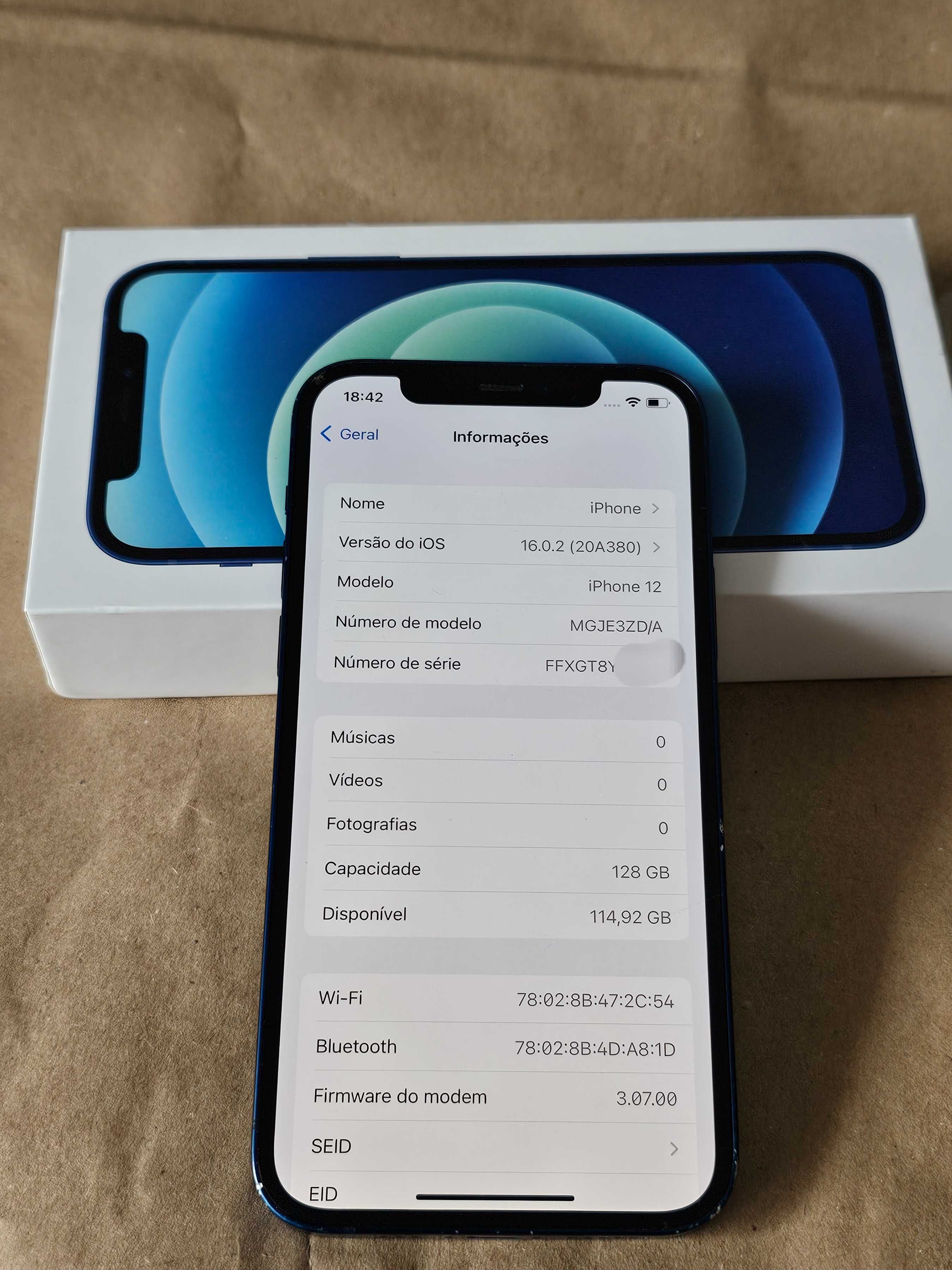 Iphone 12 128GB . Bateria 84%. Muito bom.  Tudo de origem.