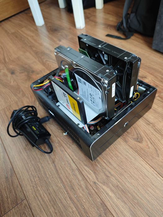 Komputer Nas z J4205 ITX 16GB, 4x 2.6Ghz, 4K, obudowa, zasilacz 120W