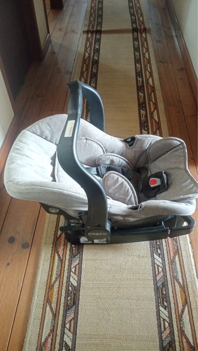 Conjunto carrinho de bebé e babycoques