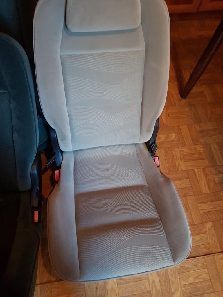 Fotele peugeot 307 sw