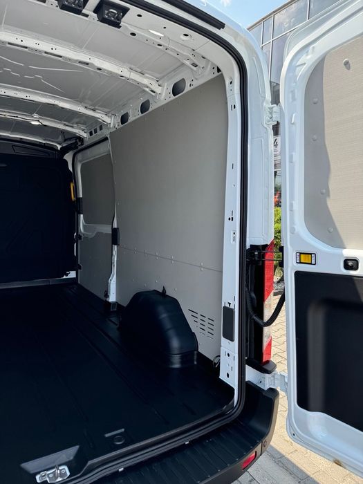 Wynajem samochodów dostawczych