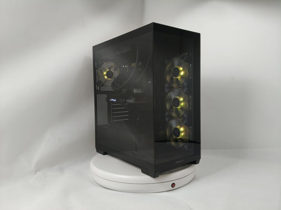 Komputer Gamingowy Ryzen 7 9800X3D,RTX 5070,32 GB,SSD,Win 11,USDT