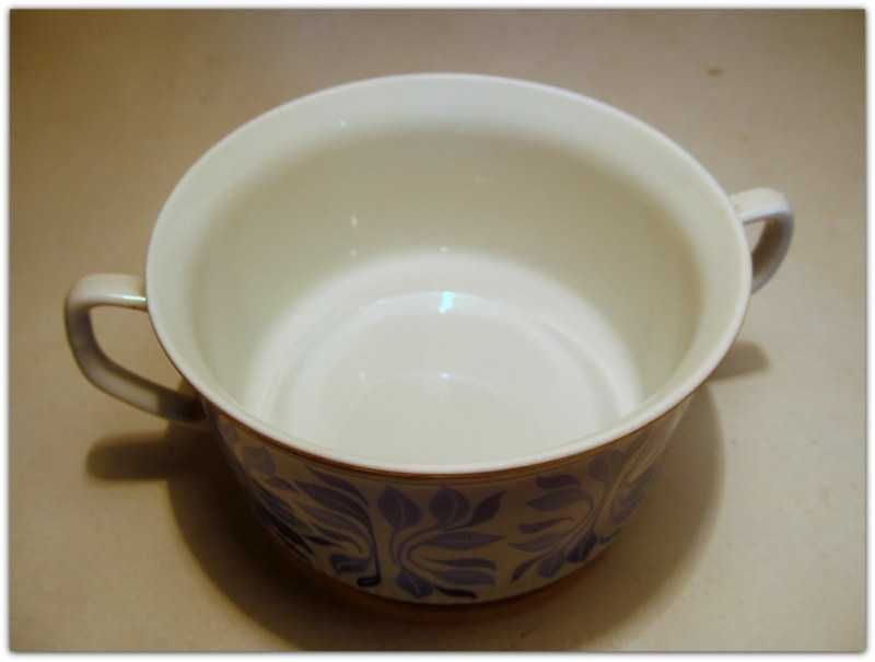 Porcelana Ćmielów Chodzież bulionówki złocone komplet 6 szt. styl Roma