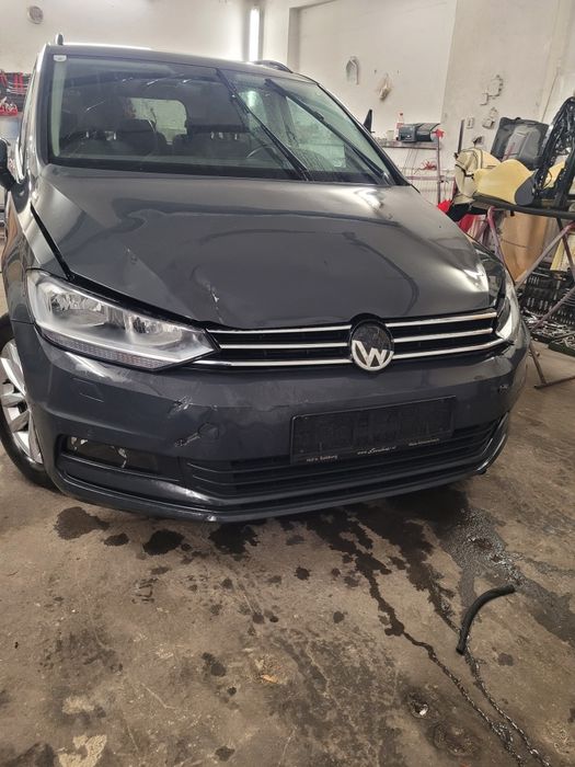 VW Touran 2.0 TDI