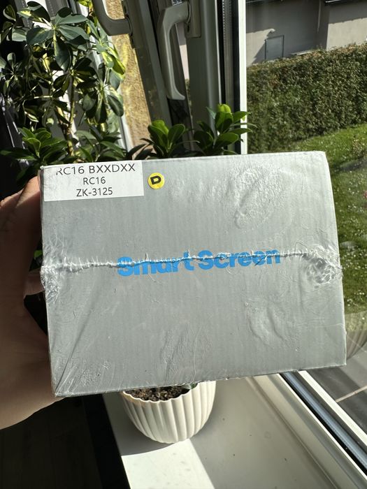 Ekran samochodowy LAMTTO RC16 9,26 cala wireless CarPlay Android car