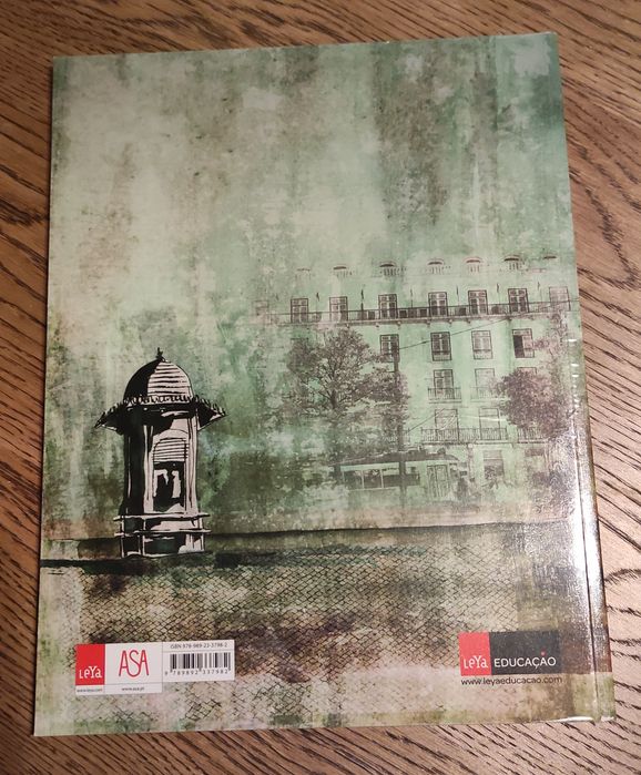 Sentidos 12 - Preparar o Exame - 10°, 11° e 12°ano