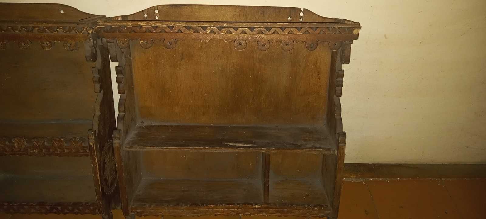 Drewniane półki vintage