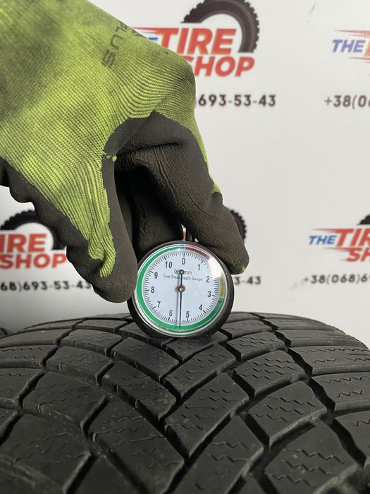 2шт 225/40r18 Bridgestone Blizzak LM005