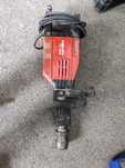 Młot wyburzeniowy Hilti TE 905