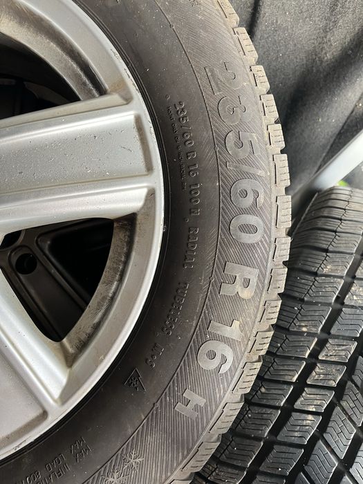 Opony zimowe w bardzo dobrym stanie