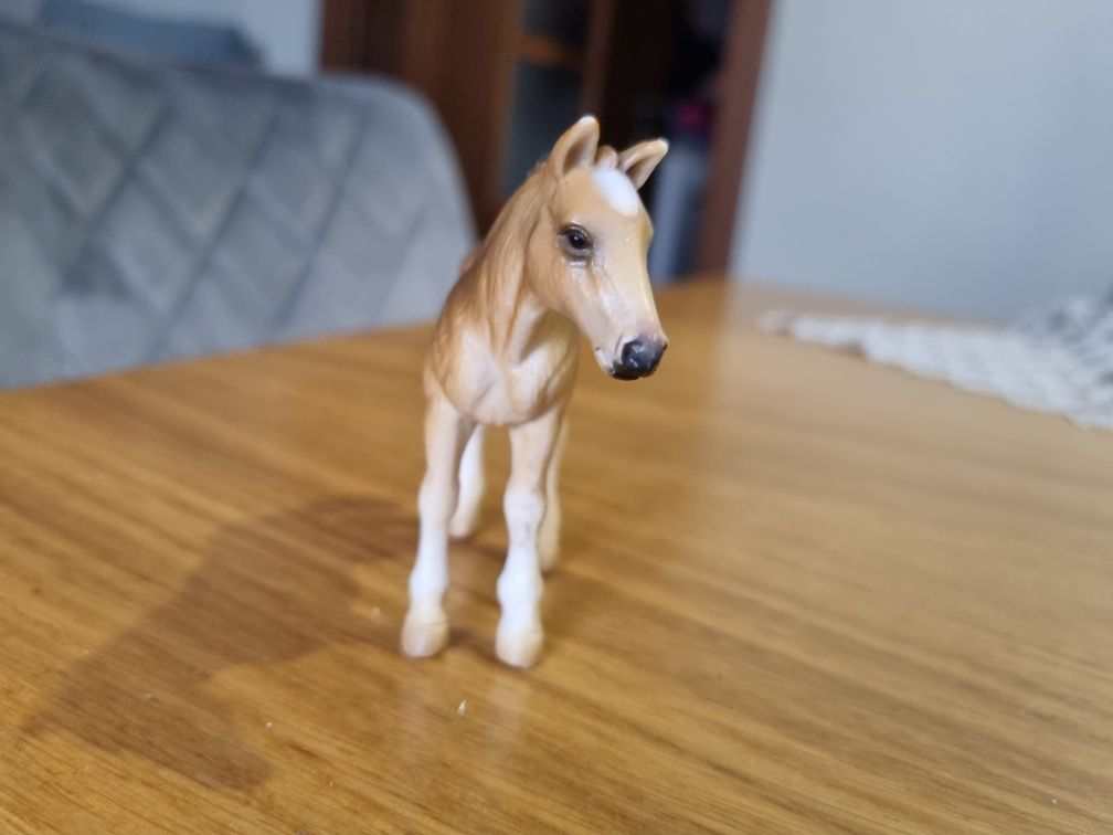 Źrebak schleich figurka 2001r.