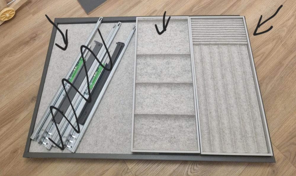 Wkład z 4 przegródkami oraz na biżuterię, jasnoszare, 25x53x5cm do PAX