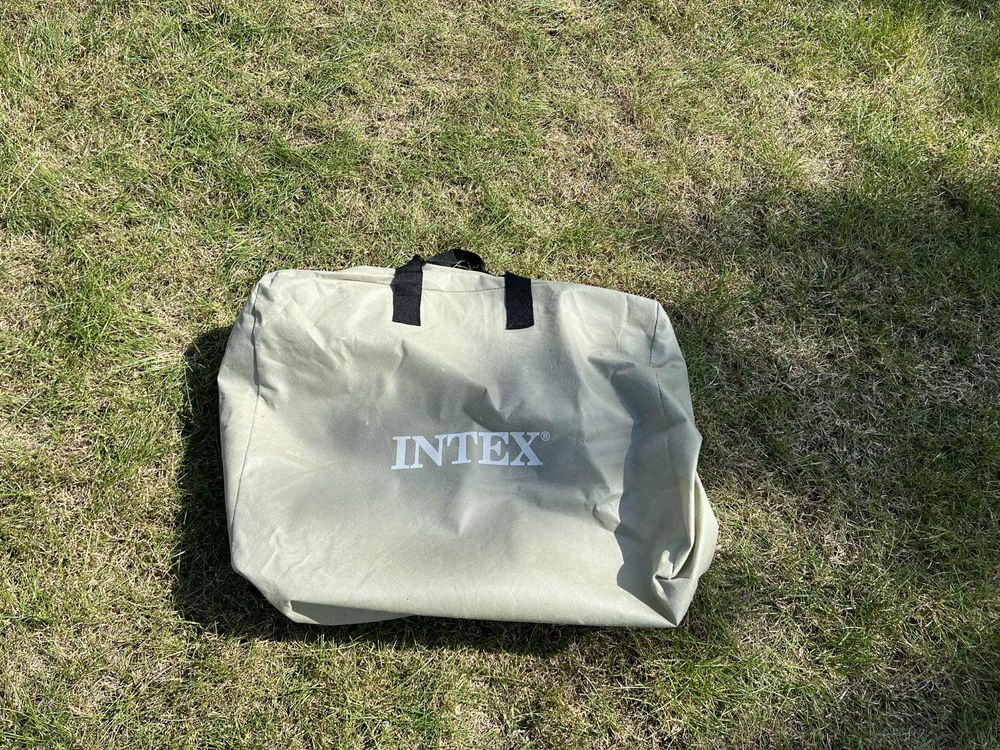 Ponton Intex Excursion 4 – używany tylko 4 razy, komplet akcesoriów