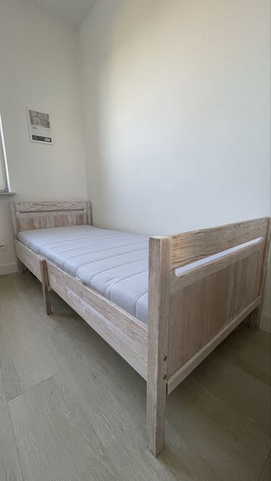 Łóżko 90x200 z materacem | wygodne | przytulne | drewniane | jak nowe